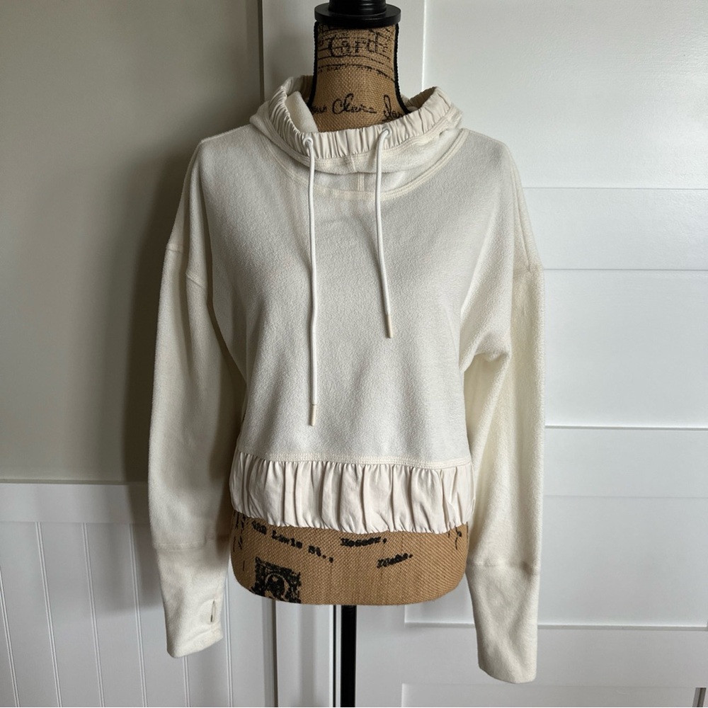 FREE PEOPLE Size Small Ivory Fleece Pullover Hoodie Sweatshirt  Ruched Cropped